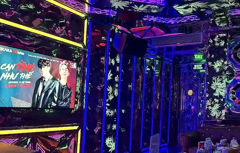 다낭 벤츠 가라오케 현장 이미지