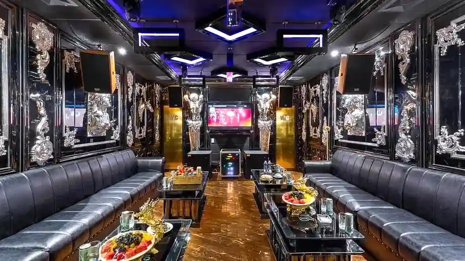 다낭 F KTV 가라오케